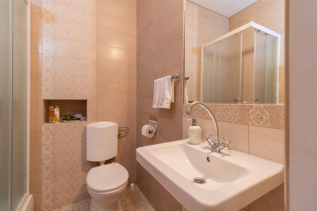 Apartment Tara Kaštela Екстериор снимка